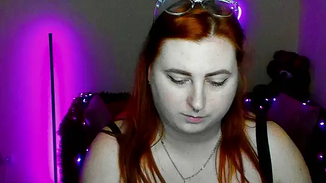 دردشة Alicia_love00 الجنسية المباشرة