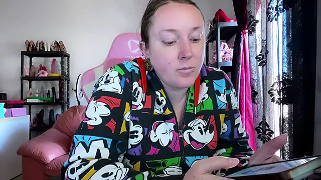 kisicaxx Adlı Modelin Canlı XXX Sohbeti