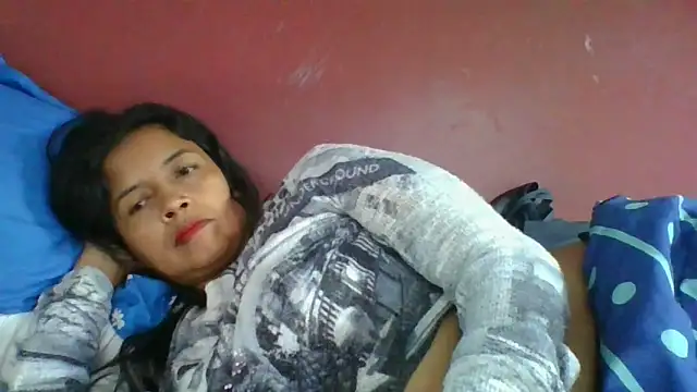 DianaOchoa_のライブXXXチャット