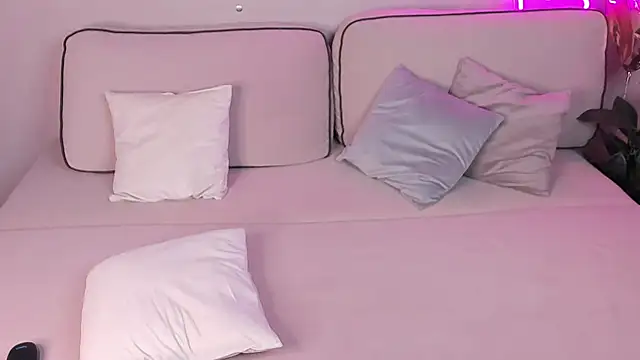 Virginia_Robinson 라이브 XXX 채팅