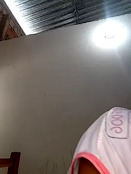 XXX chat uživo modela Genesis_18_