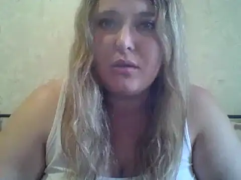 ParisMimi 现场XXX聊天