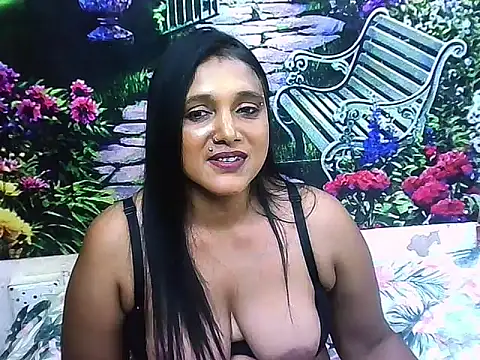 IndianSexyLady20's Live XXX Chat