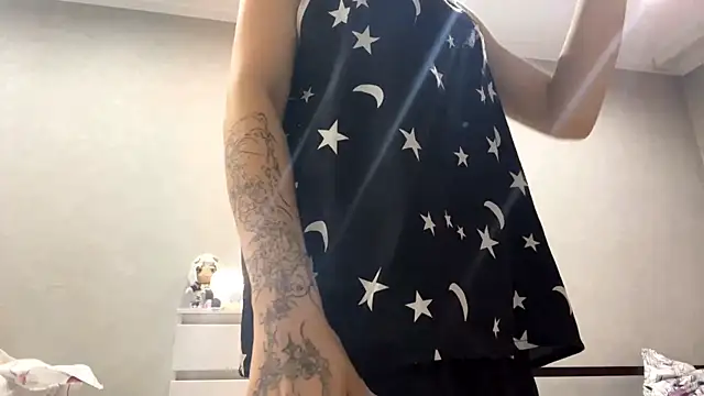 LinHebron: απευθείας συνομιλία ΧΧΧ