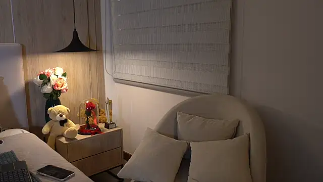 Chat +18 de KalaBeckett_ ao vivo