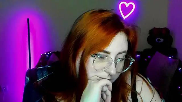 Chatroom XXX en direct de Alicia_love00