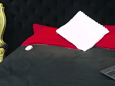 Oswalldo__ 라이브 XXX 채팅