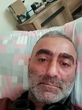 KIRIM_KONGO61 Adlı Modelin Web Kamerası Şovu