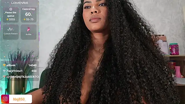 HOTBLACKANDWHITE2 live XXX chat