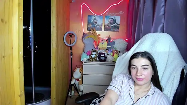 Fiery_Brunette_ 现场XXX聊天