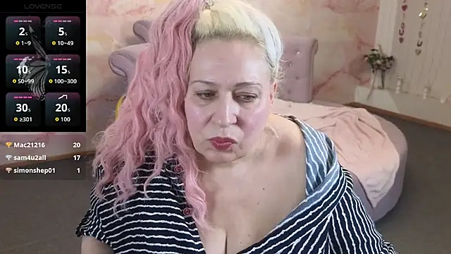 Penelope_Pinky: απευθείας συνομιλία ΧΧΧ