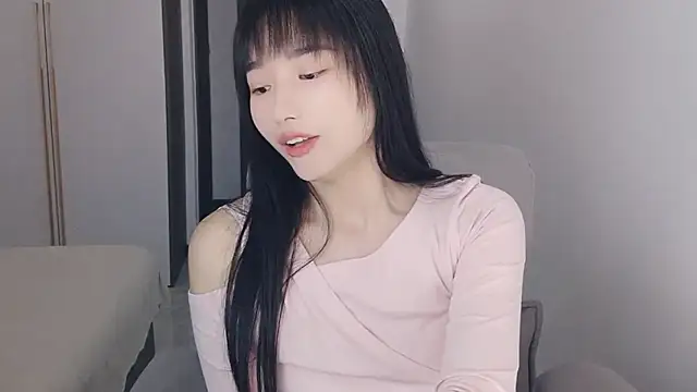 Lisa-3333's Live XXX Chat