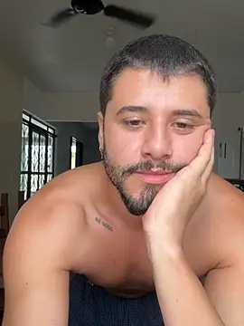 guzzfit 即時 XXX 聊天