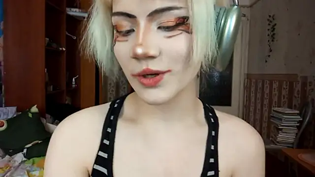 KathernSaulters' Live XXX Chat