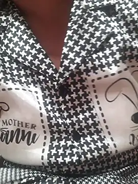 -Matina-'s Live XXX Chat