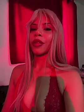 Pokazy przed kamerką – MiaReidd