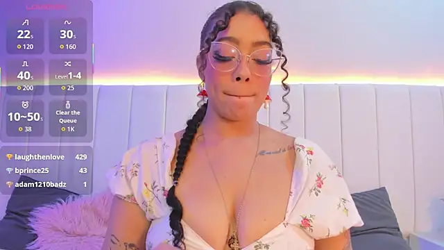 antonelllepiercee Chat XXX in diretta