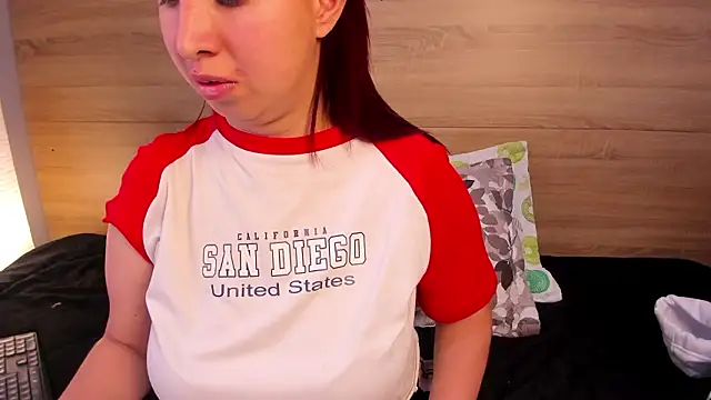 madelaine_blosson's Live XXX Chat