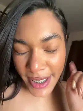 Sweetroseof's Live XXX Chat