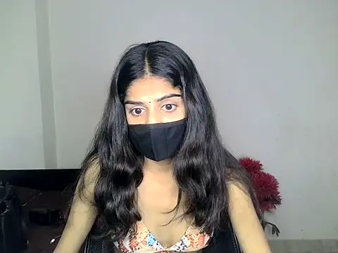 Show modela REKHA_Jaan2 na web-kameri