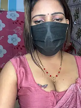 CUTI-NAINA Adlı Modelin Canlı XXX Sohbeti