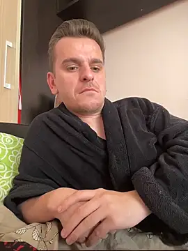 Pertunjukan Kamera Web Huge_cock22cm