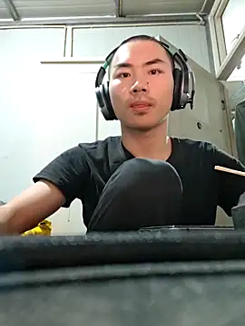 dyjdddttj Show in webcam