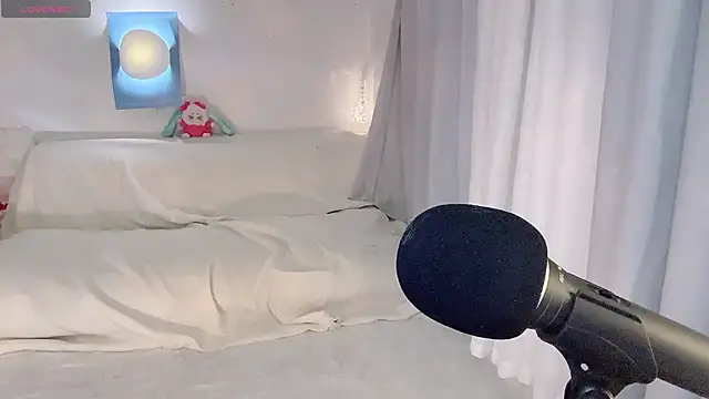 mistylana_'s Live XXX Chat