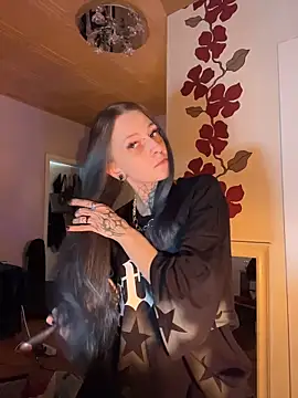 Show modela BlueVelvetBat420 na web-kameri