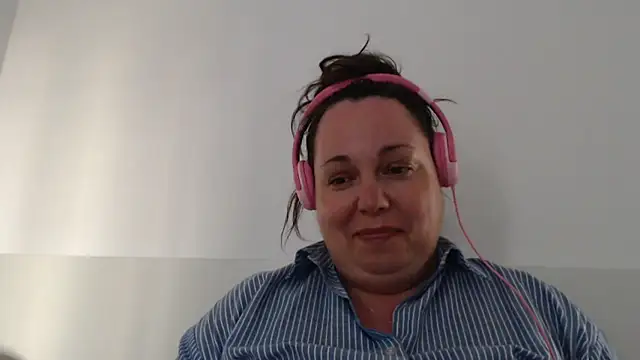 WendyRhoades live XXX chat