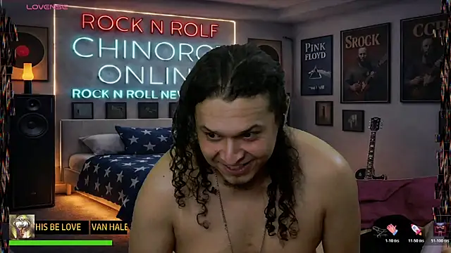 Pokazy przed kamerką – chino_roz