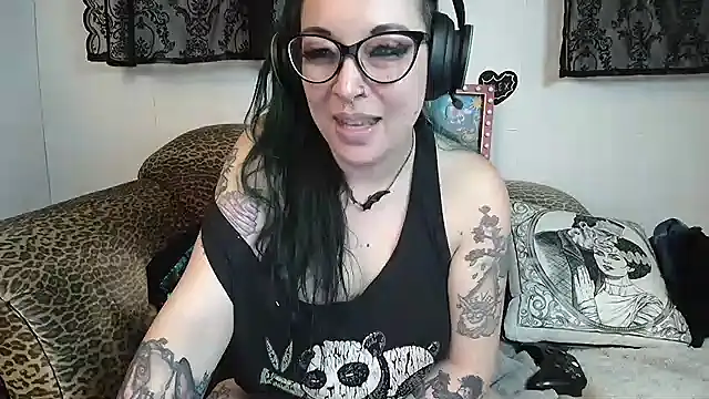 Missy-Dee Chat XXX live