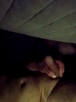 Pokazy przed kamerką – salchichon_69