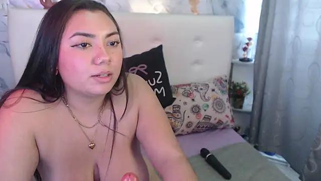 Nicolelewllss' Live XXX Chat