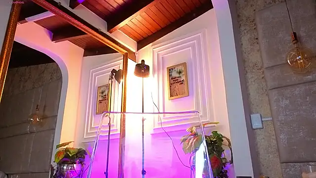 Chat XXX en directo de AlessiaLondon