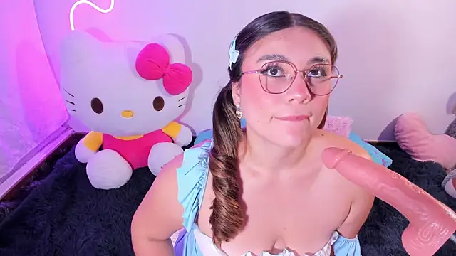 CassieBigass_'s Live XXX Chat