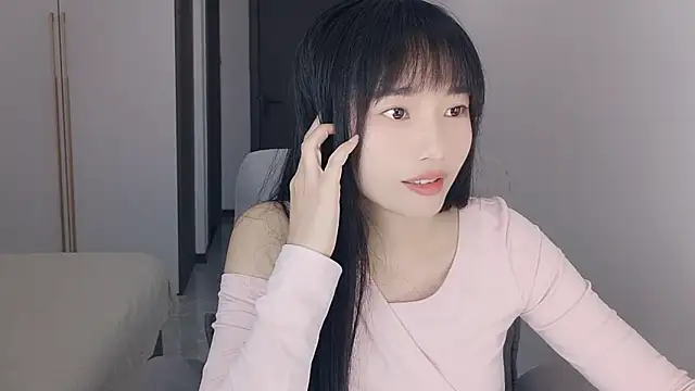 Lisa-3333のライブXXXチャット