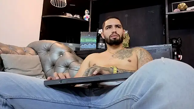 matteosantos Chat XXX live