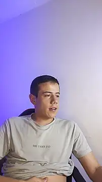 Chat +18 de jac0b_x ao vivo