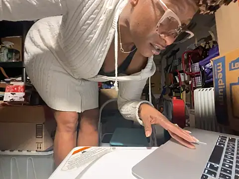 XXX chat uživo modela wynterheat