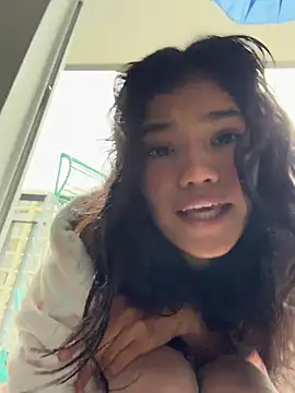 Chat XXX en directo de emycarver09