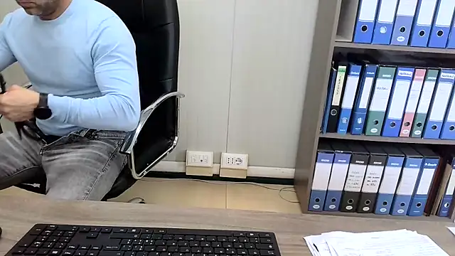 Evasionee Chat XXX live