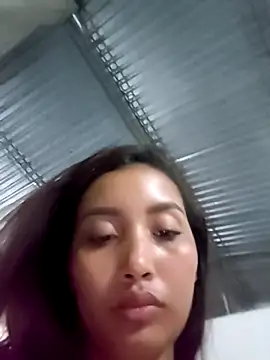 Genesis_18_'s Live XXX Chat