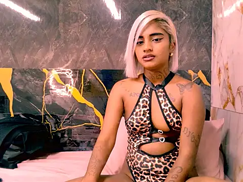 Chat +18 de indian_barbie ao vivo