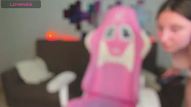 EvaxCharm Chat XXX live