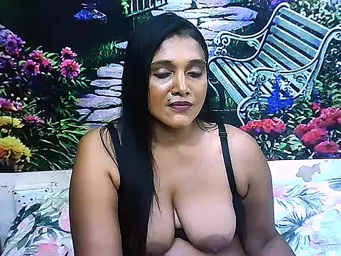 Chat +18 de IndianSexyLady20 ao vivo