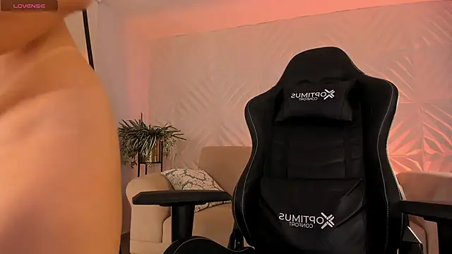 دردشة KylaMorrison الجنسية المباشرة