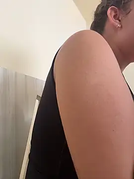 Eva_stark10 Adlı Modelin Canlı XXX Sohbeti