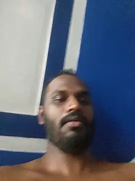 singletamilguy Show in webcam