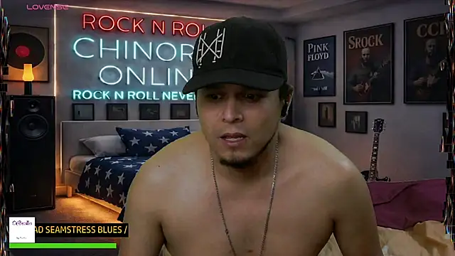 chino_roz Webcam show